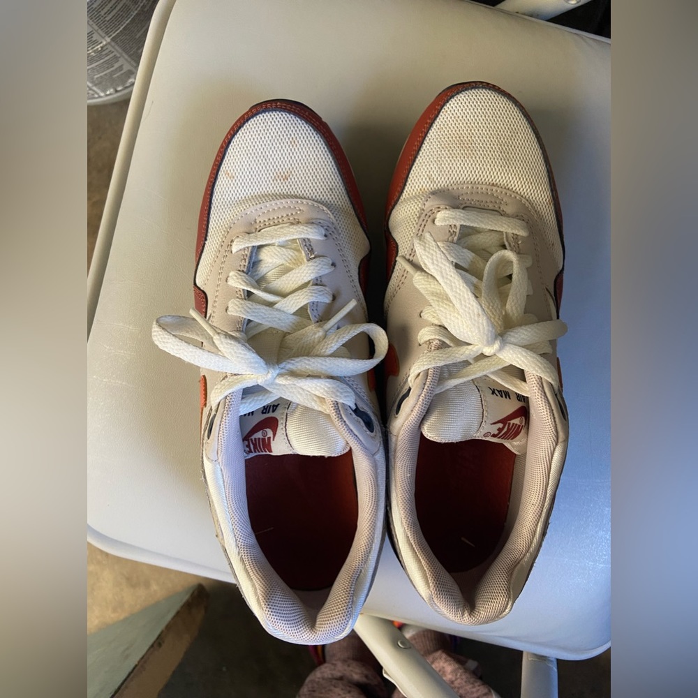Nike shoes